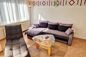 Gemütliche Fernsehcouch