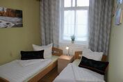 2. Schlafzimmer
